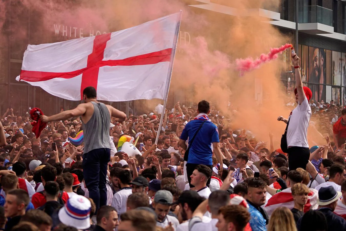 A Final: Caos em Wembley – A angustiante História real por trás do documentário da Netflix”